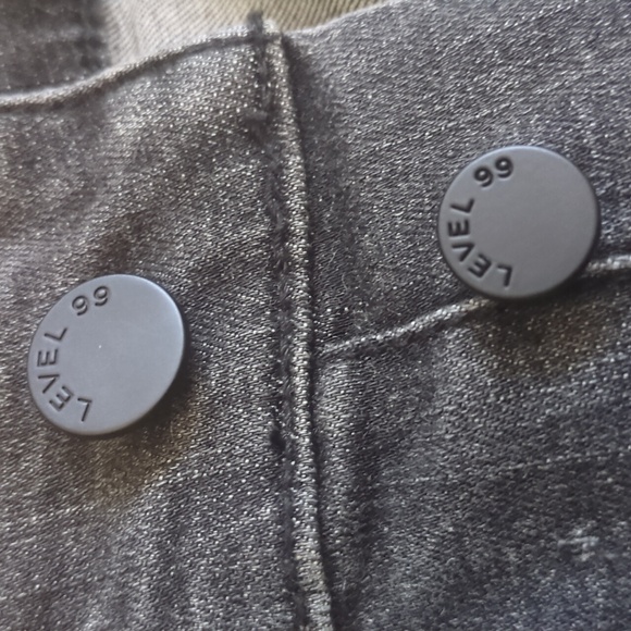 Level 99 Button Fly High-Waisted Faded Distressed Black Jeans Size 26 - Picture 10 of 10